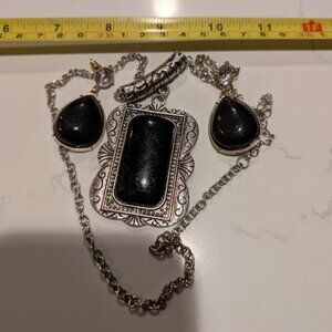 Beautiful Jewelry Set Large Vintage Gothic -Style Black Pendant Stone